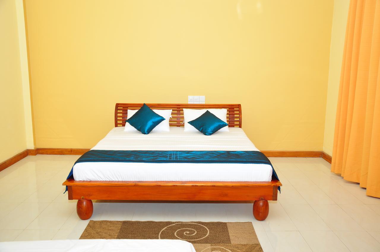 Hotel Sobana Udawalawe Ngoại thất bức ảnh